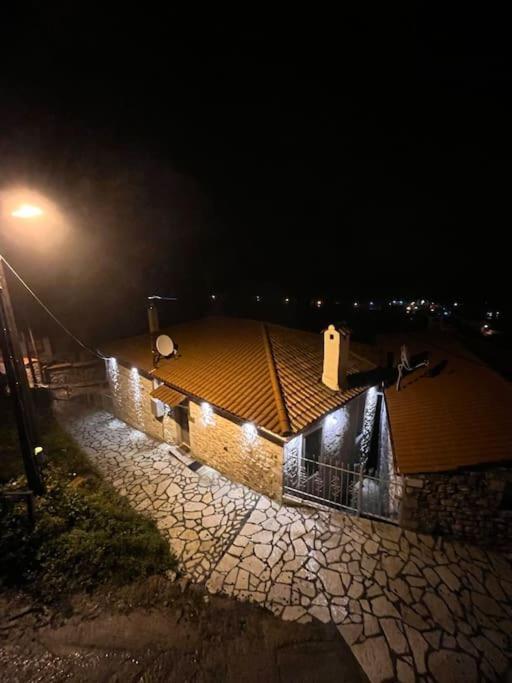 Dandy Villas Dimitsana - A Family Ideal Charming Home In A Quaint Historic Neighborhood - 2 Fireplaces For Romantic Nights Ngoại thất bức ảnh