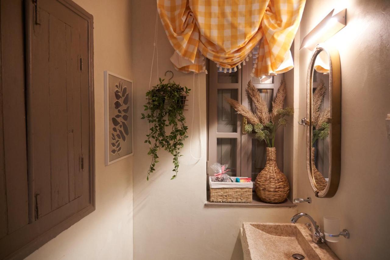 Dandy Villas Dimitsana - A Family Ideal Charming Home In A Quaint Historic Neighborhood - 2 Fireplaces For Romantic Nights Ngoại thất bức ảnh