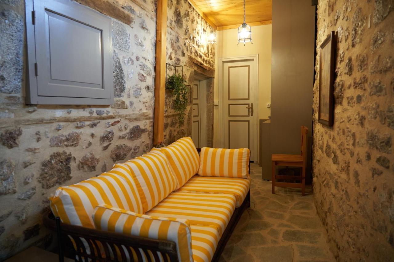 Dandy Villas Dimitsana - A Family Ideal Charming Home In A Quaint Historic Neighborhood - 2 Fireplaces For Romantic Nights Ngoại thất bức ảnh